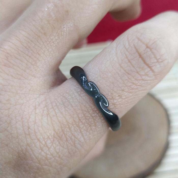 Black Ink Ruyi Ring Jade