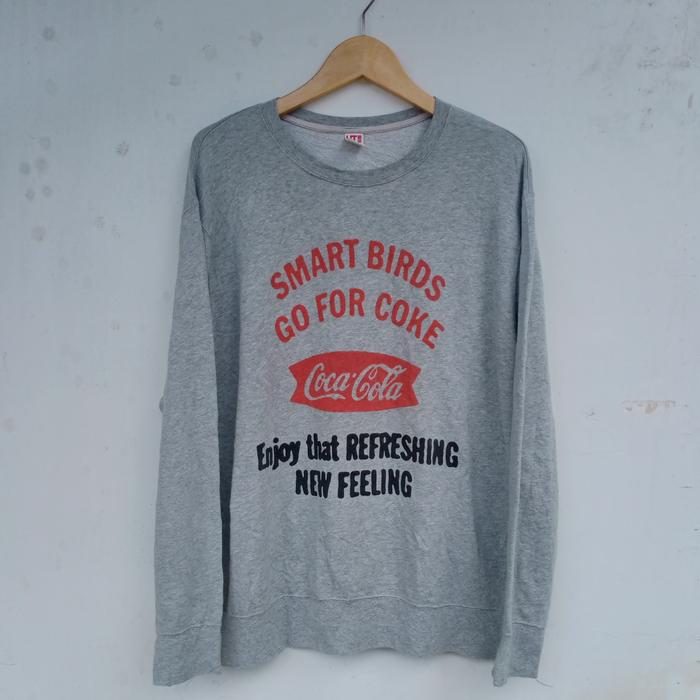 crewneck sweater coca cola by ut uniqlo big size second