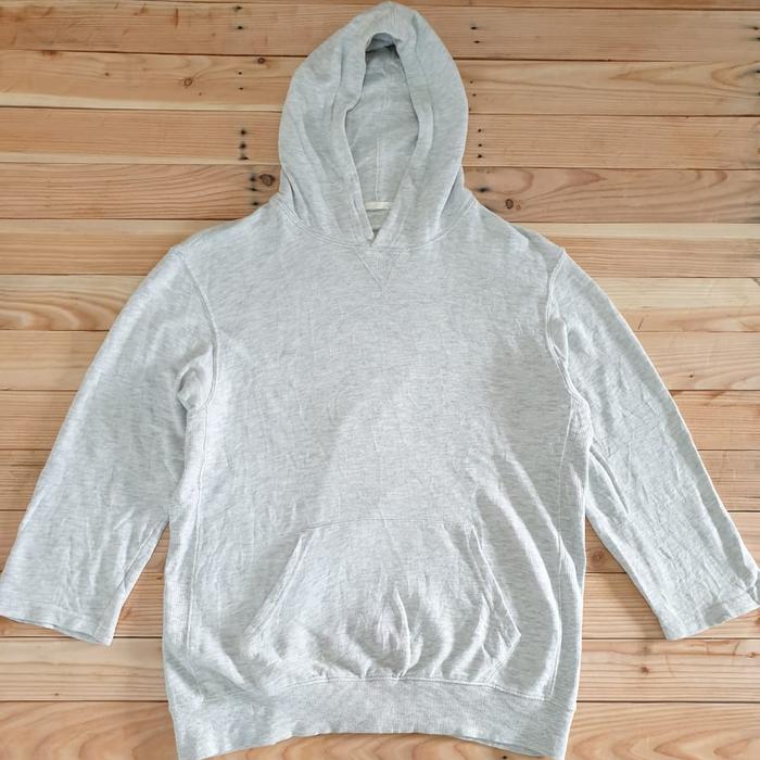 GU Hoodie Grey