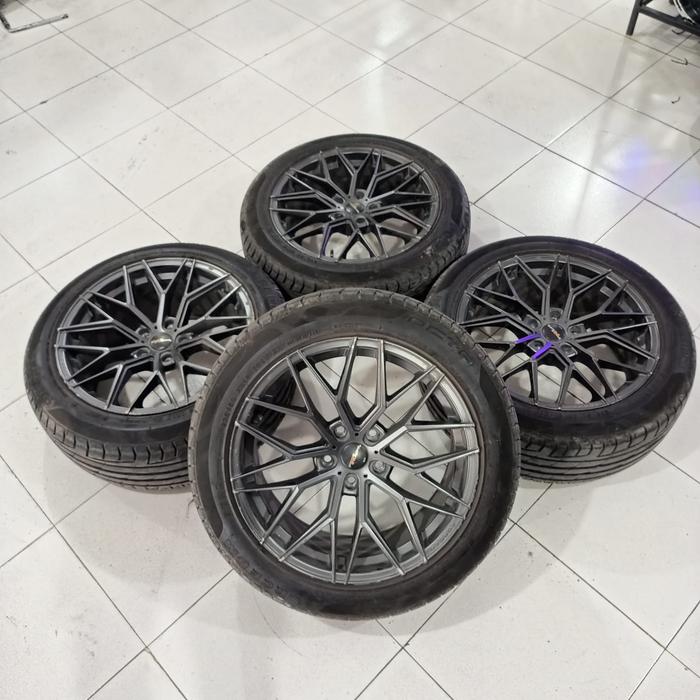 Velg Mobil Second PRO RACING R18X9 5X114 ET40 + BAN OCTA 235 50 R18