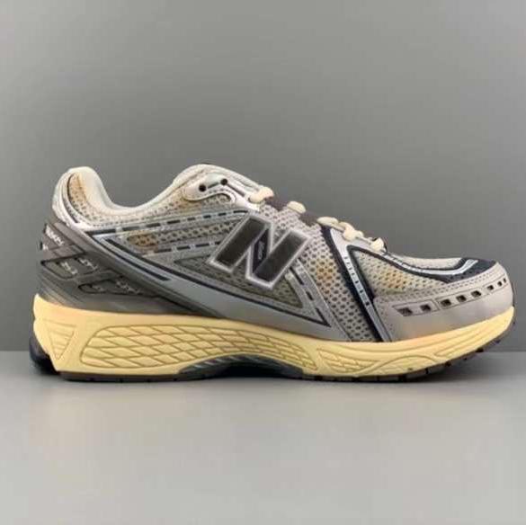 New Balance THISISNEVERTHAT x 1906R The 2022 Downtown Run