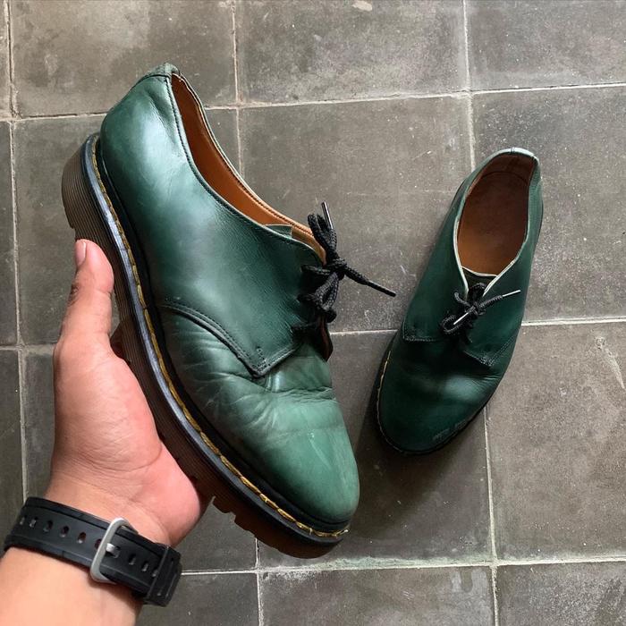 dr martens 1461 green smooth