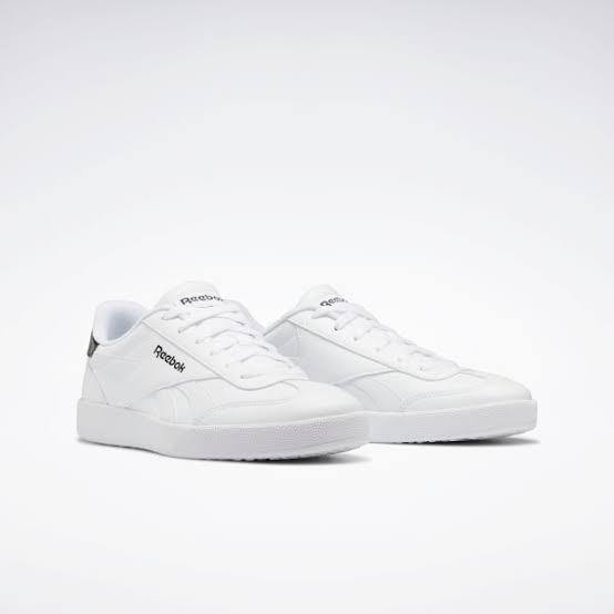 Sneakers pria/Reebok classic/Reebok vector smash edge -white