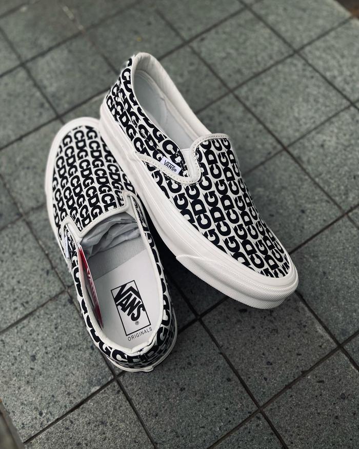VANS VAULT x CDG SLIP ON OG LX