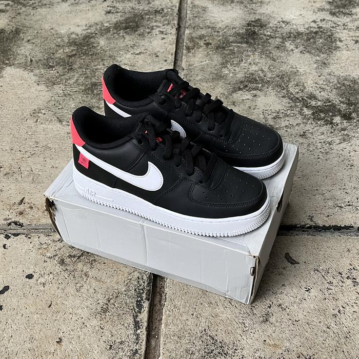 NIKE AIR FORCE 1 '07 WORLDWIDE BLACK