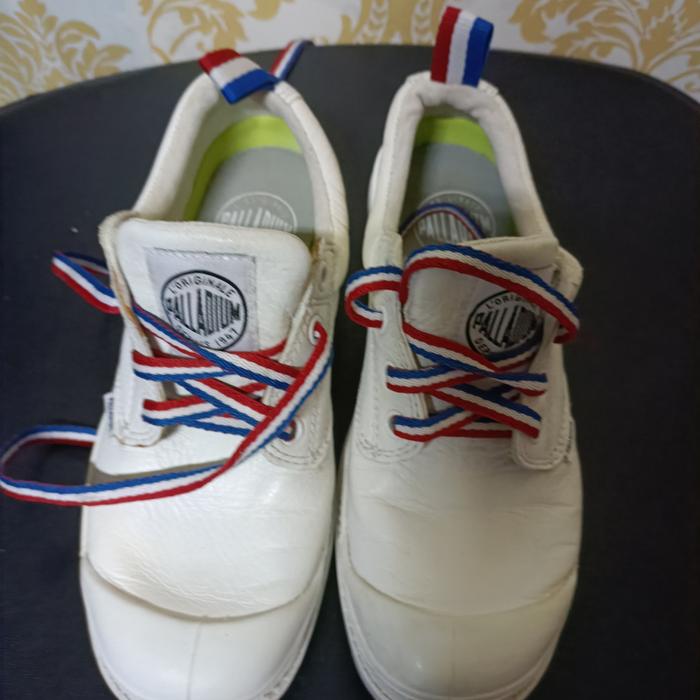 sepatu palladium kulit second