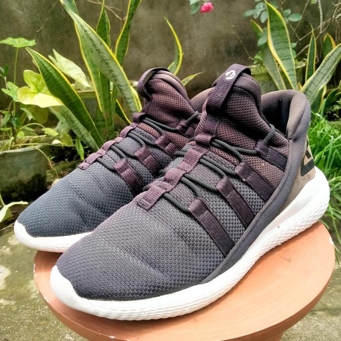 Sepatu Second Sneakers High Brand Peak Size 43 Insole 26,5 cm