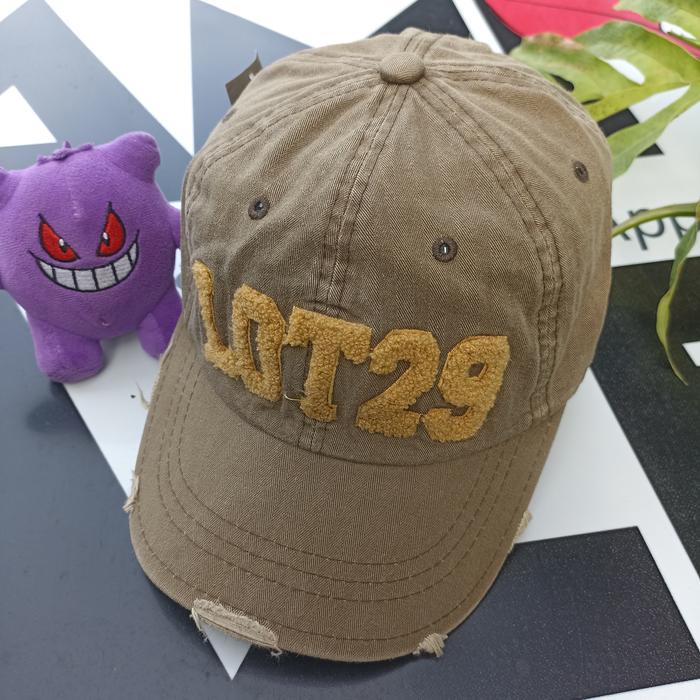 THRIFT TOPI SECOND RIPPED LOT29