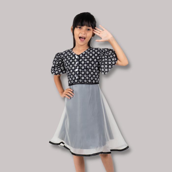 BATIK TRUSMI Dress Batik Anak Perempuan Motif Bunga Hitam Irene