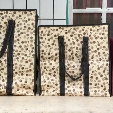 Tas Terpal bahan sponge tebal motif kiss bukan karung bukan plastik