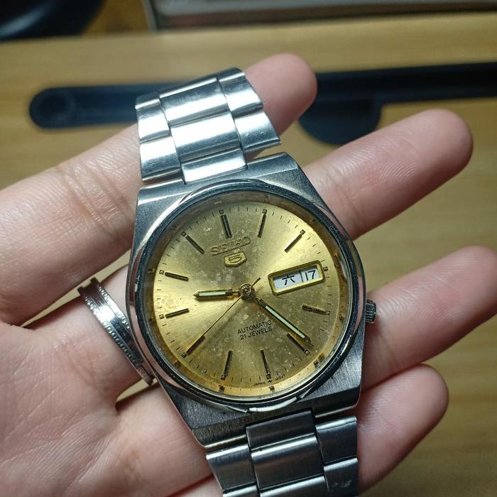 Jam Tangan Pria Seiko 5 Otomatis Bahan Stainless