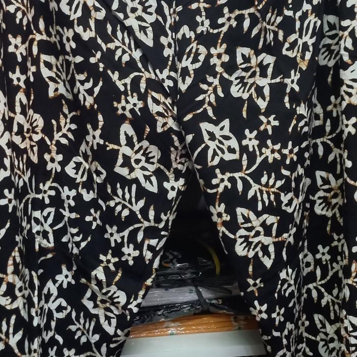 celana batik jumbo yuanita