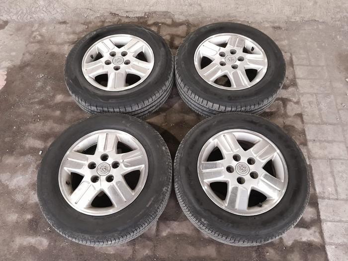 Velg Bekas Second STD INOVA G R15X6 5X114 + DUNLOP 205 65 R15