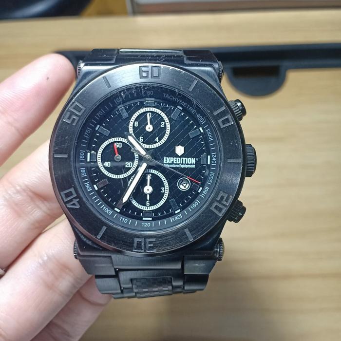 Jam Tangan Pria Expedition e 6088m Cronograph dan Tanggal