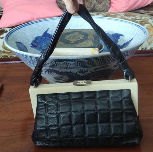 chanel vintage bag
