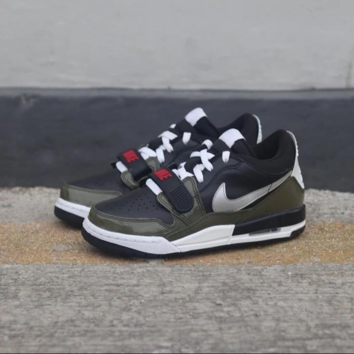 SEPATU SNEAKERS NIKE AIR JORDAN LEGACY 312 OLIVE BLACK ORIGINAL
