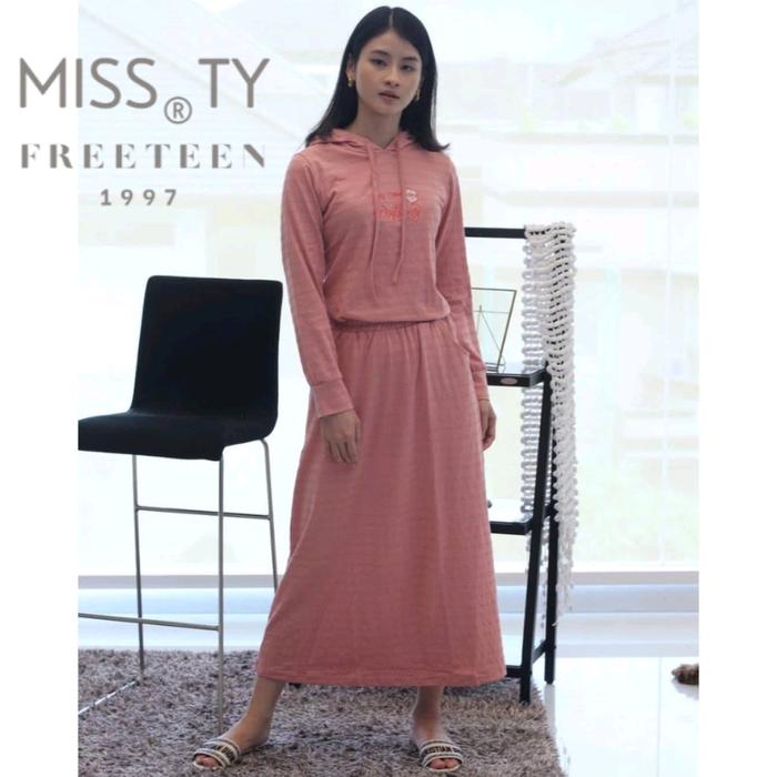 Sweater dan rok panjang setelan pink merah muda missty RS004