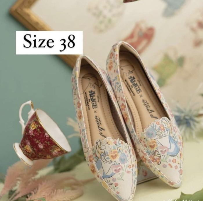 Ittaherl Alice Wonderland Size 38