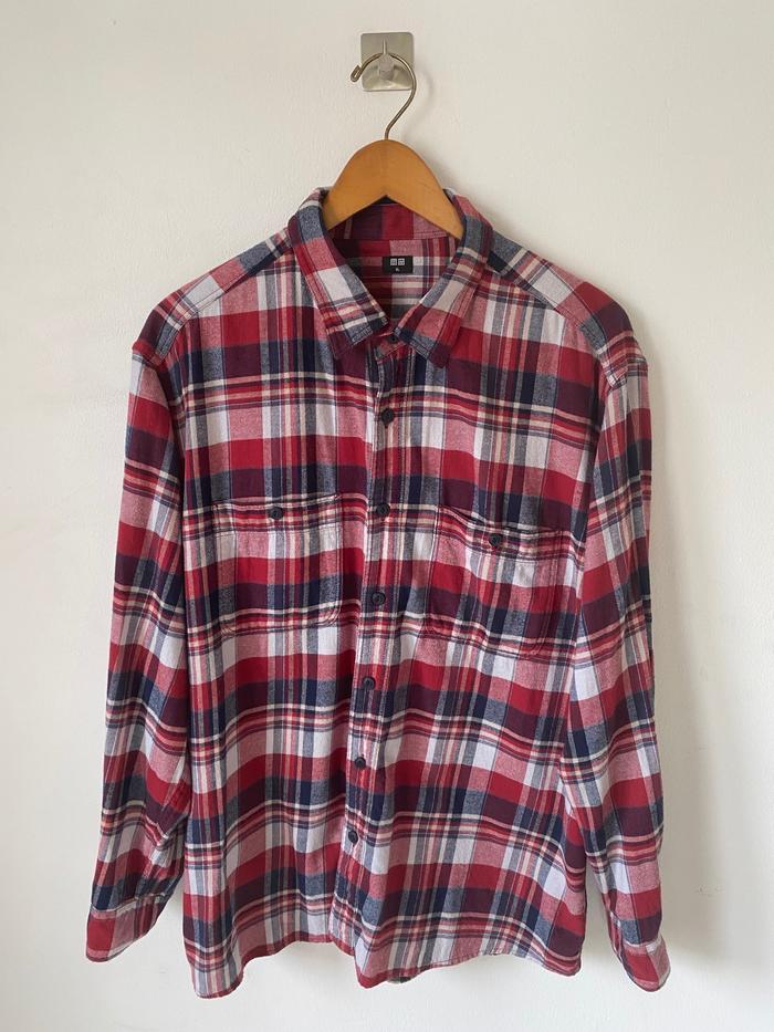 KEMEJA FLANNEL UNIQLO SIZE XL MERAH BIRU SECOND BEKAS PRELOVE