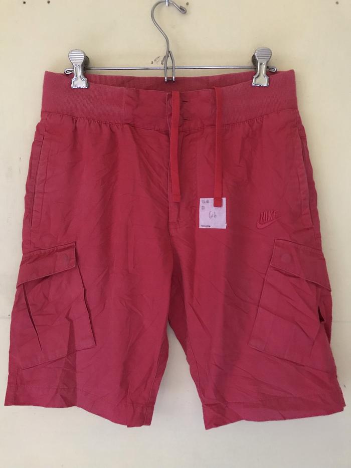 Celana pendek pria Nike Original Second Merah merona