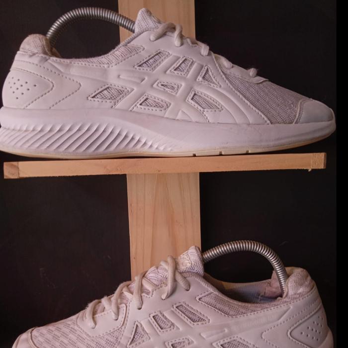 Sepatu Asics Second Original,Size 42,Warna Putih