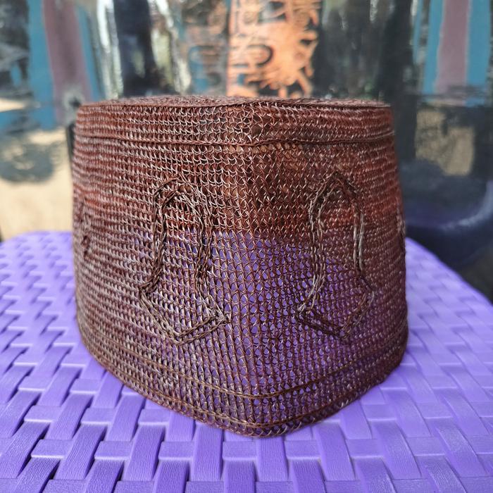 peci jangang khas Kalimantan. peci jangang motif trompah