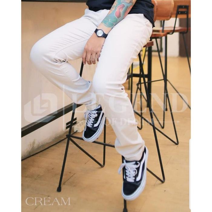 Celana Panjang Pria Chino Modern Chinos Slim Fit Putih Tulang Lod