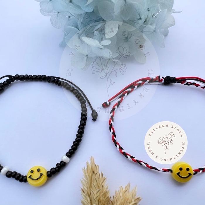 Gelang kim seon ho/gelang hitam/gelang persahabatan
