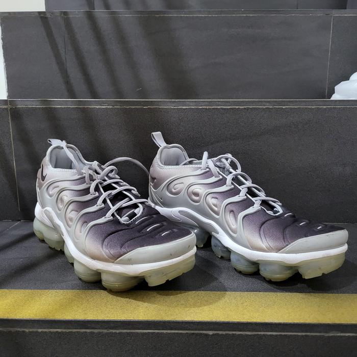 Nike air vapormax plus wolf grey black 924453-007