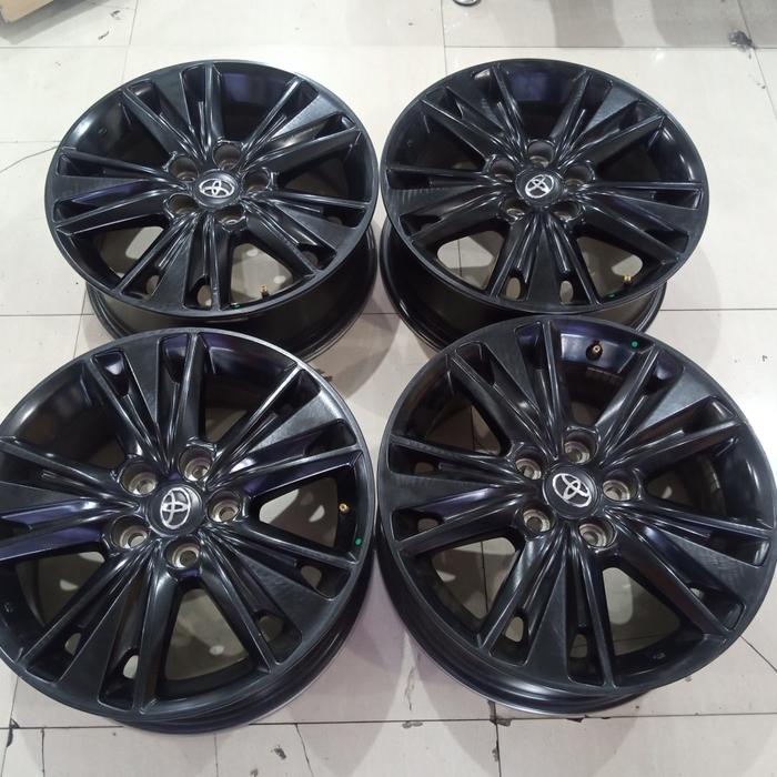 Velg Mobil Second Toyota Venturer Ring 17 Replika Copotan Mobil