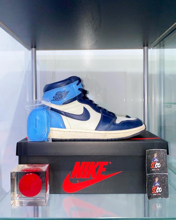 Air Jordan 1 High Obsidian