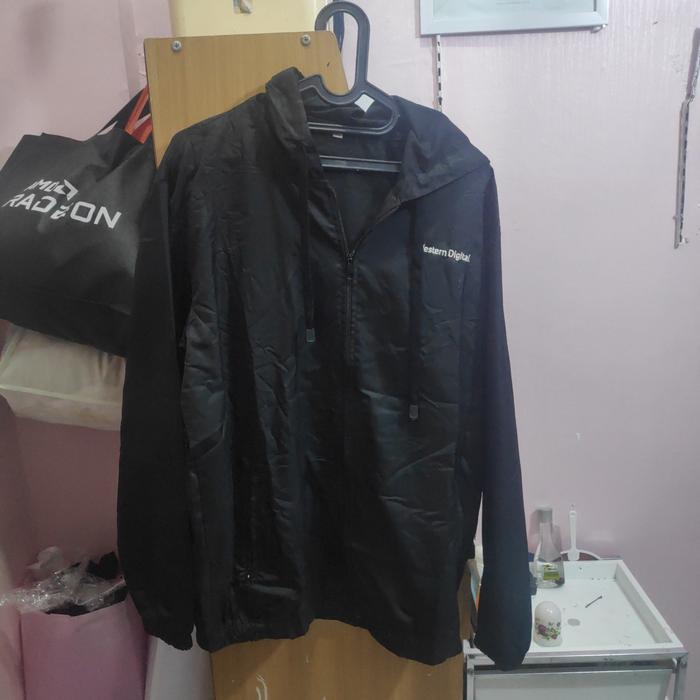 Jaket Western Digital