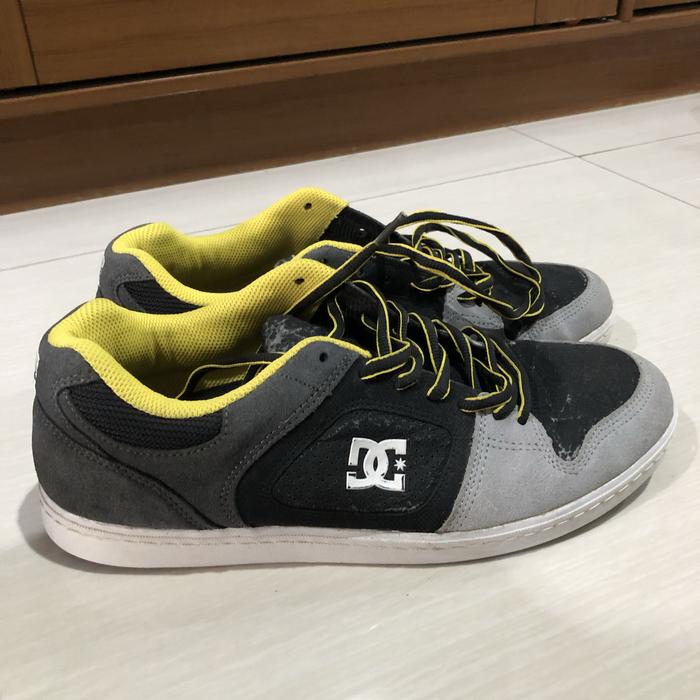 Sepatu DC original second pria casual
