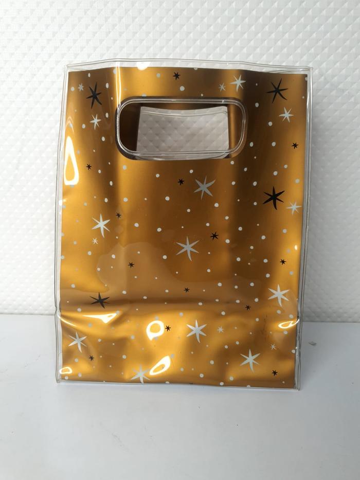 BATH AND BODY WORKS POUCH