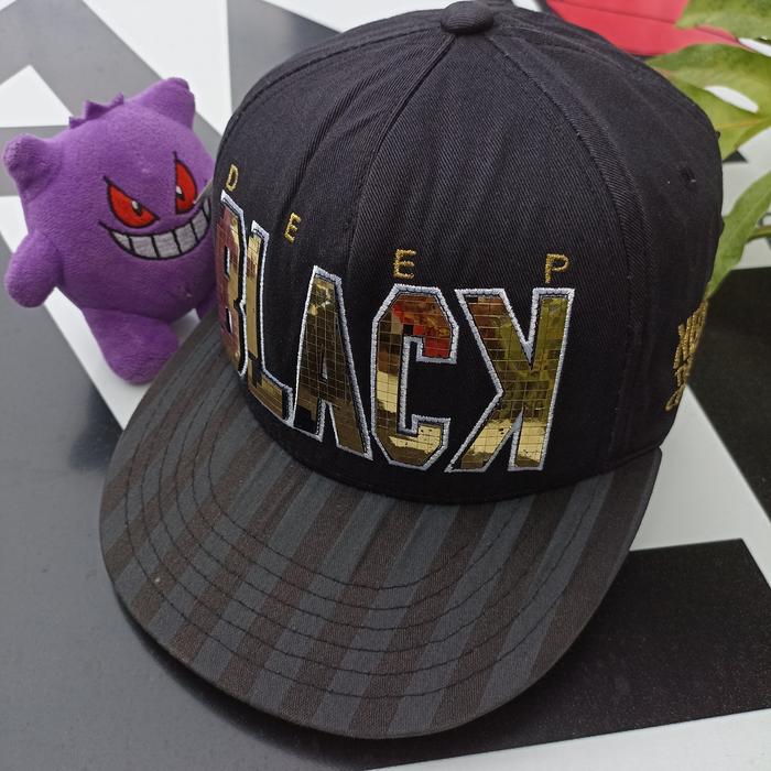THRIFT TOPI SNAPBACK BLACK by CUBE