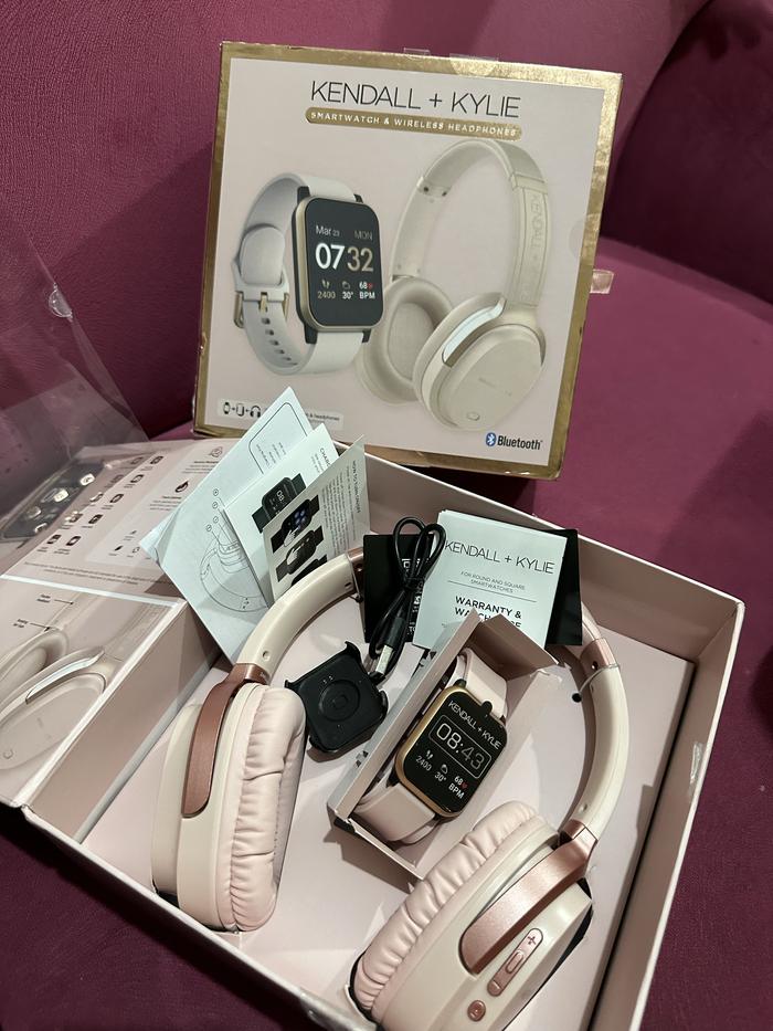 kendall and kylie gift set