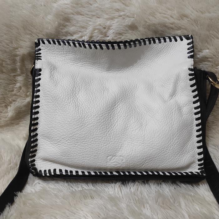 Jual tas selempang Loewe Flamenco