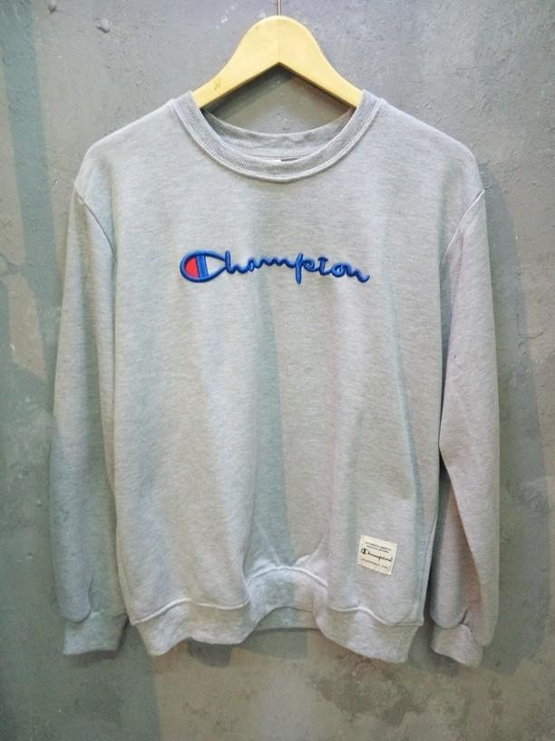 Thrift Crewneck Champion Grey