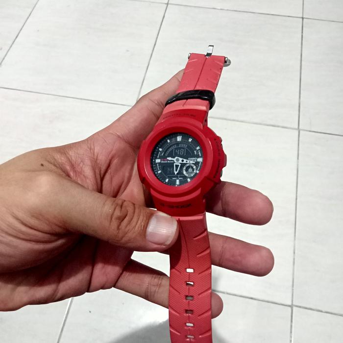 Gshock AW582B