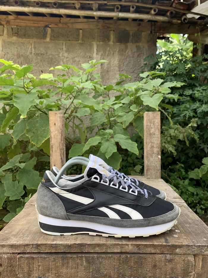 REEBOK AZTEC SECOND ORIGINAL 01