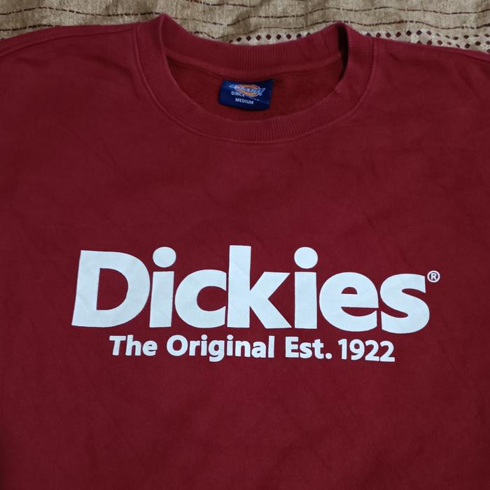 crewneck dickies original Merah