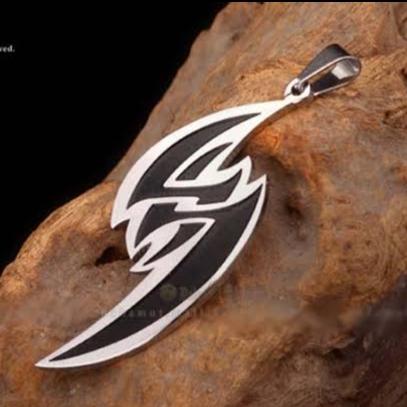 Liontin SILVER custom logo