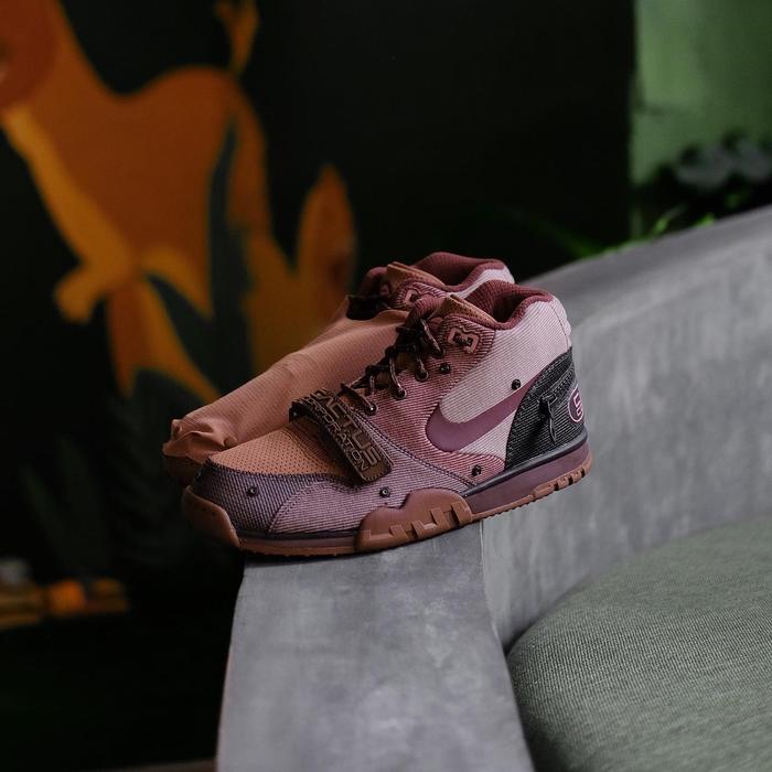 Nike SP 1 Trainer Travis Scott Wheat