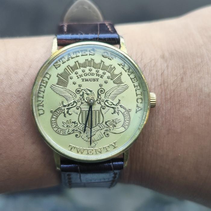 enicar watch Gold coin
