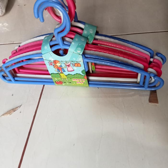 hanger plastik/gantugan
