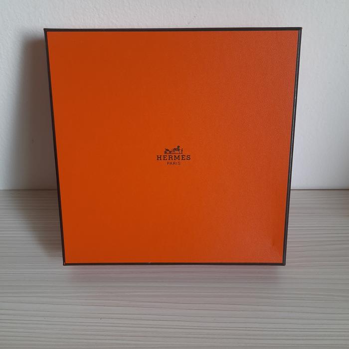 box hermes authentic / kotak hermes original