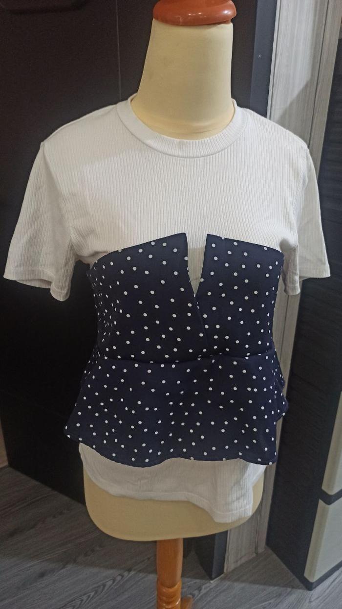 top knitwear atasan rajut putih biru polkadot thrift shop japan