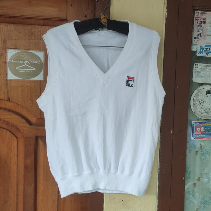 Jual V-Neck Sweatshirt Fila Sleeveless Size M
