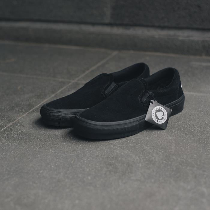 Vans Slip On x Motorhead