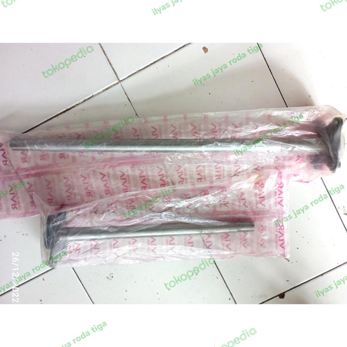 as roda belakang kanan kiri untuk motor roda 3